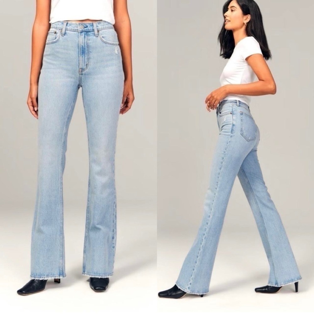Abercrombie & Fitch The 70s Vintage Flare Ultra High Rise Jeans Light Wash 27 4S